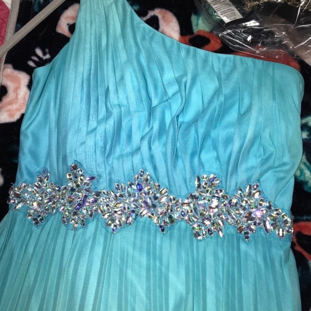 Blue/green prom dress